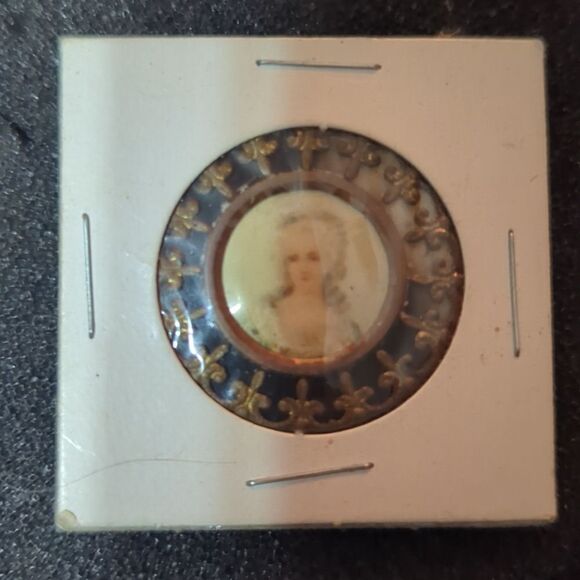 Large Antique Victorian Metal Button with Lithograph of Lady - Picture 1 of 3